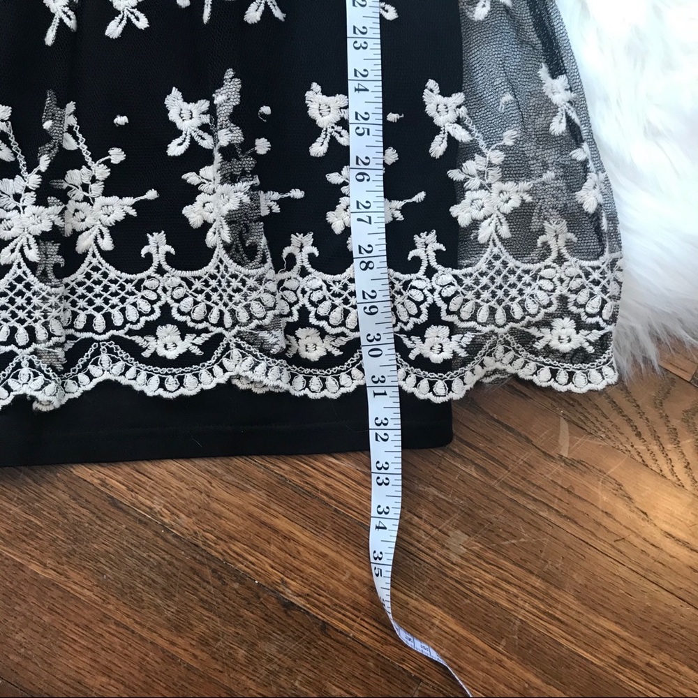 LACE MINIDRESS - Picture 5 of 5